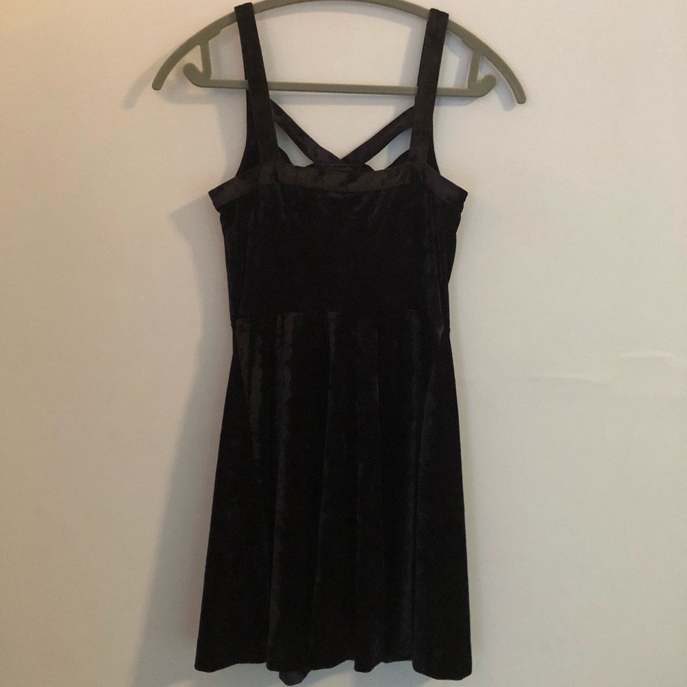 Forever 21 Black Velvet Dress
